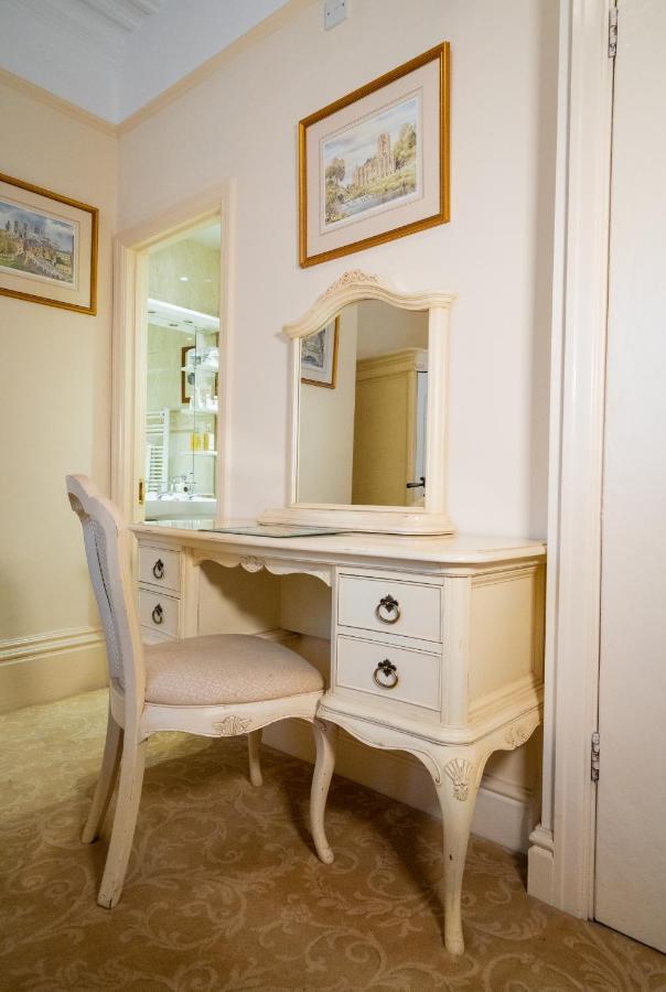 Guest house Barbican House 4*
